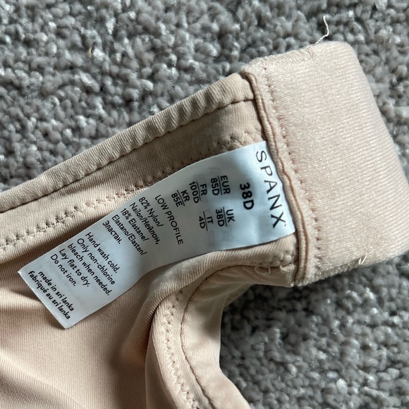 SPANX Intimates & Sleepwear Spanx Low Profile Minimizer Bra